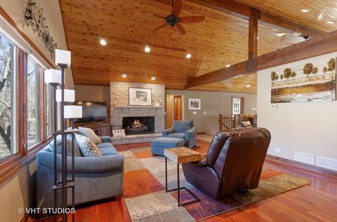 1065 N Harrison St, Algonquin, IL 60102 photo 8