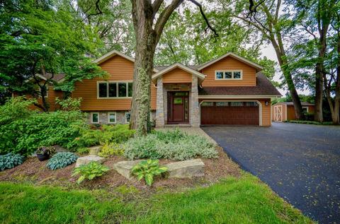 1065 N Harrison St, Algonquin, IL 60102 photo 2