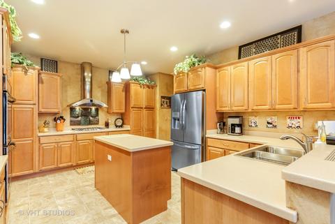 1811 Castlebar Rd, Mchenry, IL 60050 photo 4