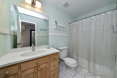 705 N West St, Wheaton, IL 60187 photo 32