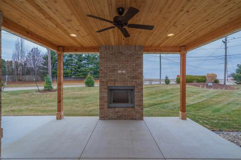 2 Bent Ct, Bloomington, IL 61704 photo 41