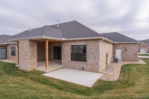2 Bent Ct, Bloomington, IL 61704 photo 43