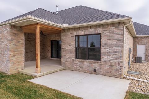 2 Bent Ct, Bloomington, IL 61704 photo 44