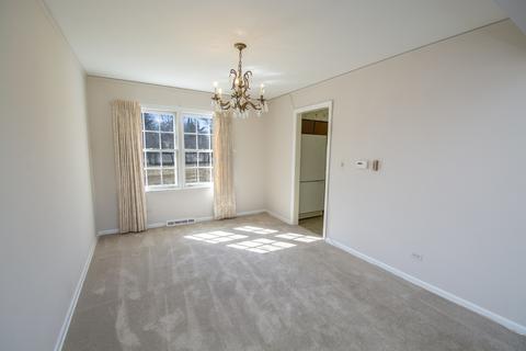 140 Fairway Ln, Wheaton, IL 60189 photo 6