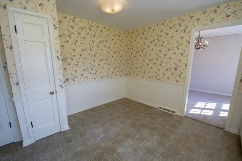 140 Fairway Ln, Wheaton, IL 60189 photo 8