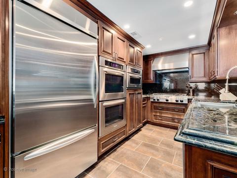 8269 Greystone Ct, Burr Ridge, IL 60527 photo 25