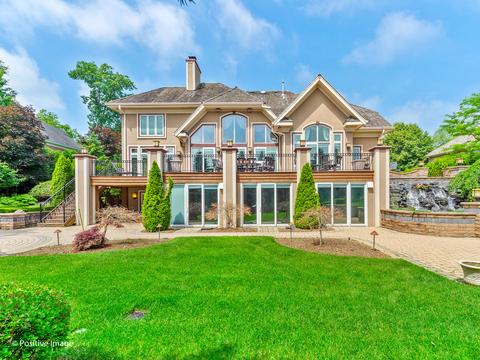 8269 Greystone Ct, Burr Ridge, IL 60527 photo 2