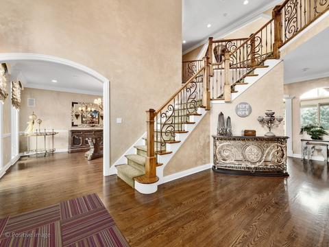 8269 Greystone Ct, Burr Ridge, IL 60527 photo 8