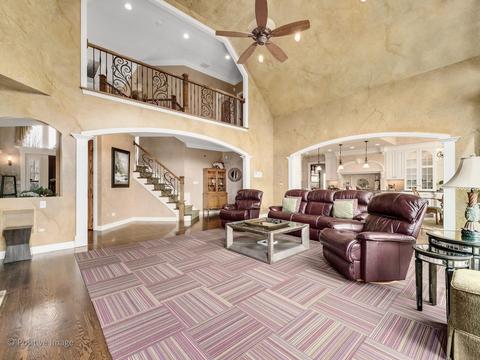 8269 Greystone Ct, Burr Ridge, IL 60527 photo 12