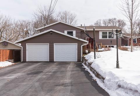 509 Castle Rd, Mchenry, IL 60050 photo 1