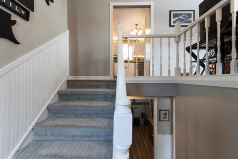 509 Castle Rd, Mchenry, IL 60050 photo 22