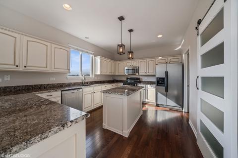 14640 Capital Dr, Plainfield, IL 60544 photo 2