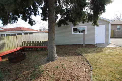 1525 Atwood Ave, Berkeley, IL 60163 photo 4