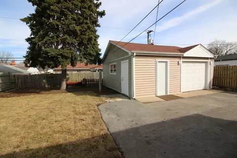 1525 Atwood Ave, Berkeley, IL 60163 photo 5
