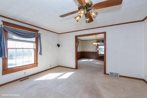 16289 Willrett Rd, Malta, IL 60150 photo 2