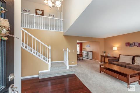 941 Canham St, Plano, IL 60545 photo 4