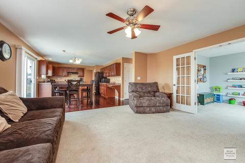 941 Canham St, Plano, IL 60545 photo 13