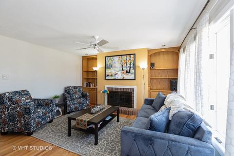 56 Arrowhead Dr, Thornton, IL 60476 photo 2