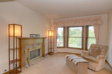 512 Greens View Dr, Algonquin, IL 60102 photo 12