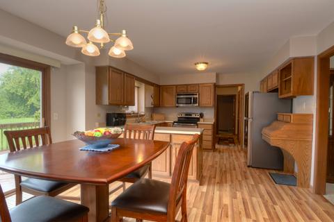 512 Greens View Dr, Algonquin, IL 60102 photo 3