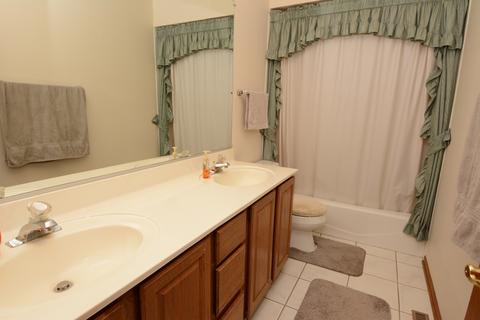 512 Greens View Dr, Algonquin, IL 60102 photo 16