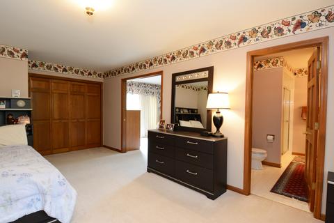 512 Greens View Dr, Algonquin, IL 60102 photo 7
