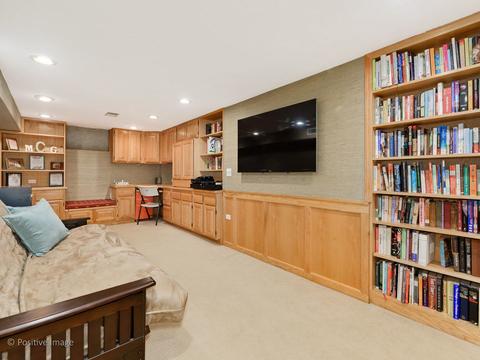 7 Overlook Dr, Golf, IL 60029 photo 23