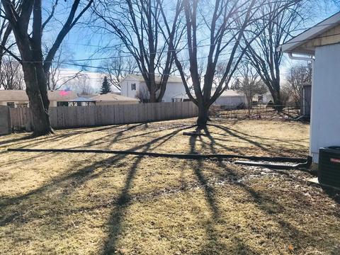 930 Sullivan Rd, Aurora, IL 60506 photo 11