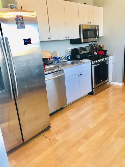 930 Sullivan Rd, Aurora, IL 60506 photo 3