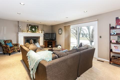 5502 Silentbrook Ln, Rolling Meadows, IL 60008 photo 16