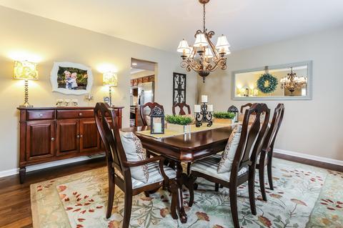 5502 Silentbrook Ln, Rolling Meadows, IL 60008 photo 5