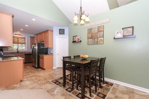 125 Brook St, Algonquin, IL 60102 photo 3