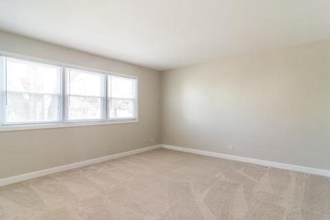 775 Jody Ln, Hoffman Estates, IL 60169 photo 6