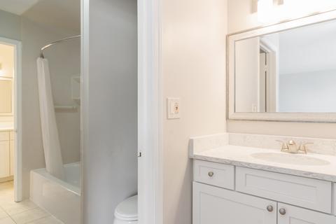 775 Jody Ln, Hoffman Estates, IL 60169 photo 7