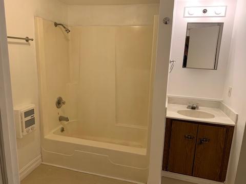 103 W Riverside Dr, Mchenry, IL 60051 photo 11