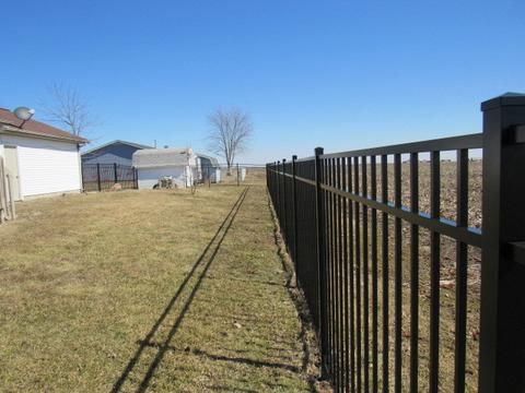 335 Richardson Dr, Weldon, IL 61882 photo 16
