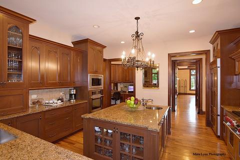 33 W590 Ashley Ln, Wayne, IL 60184 photo 11