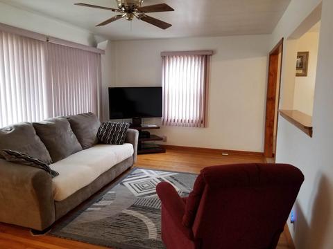 512 E Cemetery Ave, Chenoa, IL 61726 photo 2