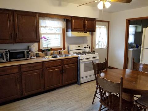 512 E Cemetery Ave, Chenoa, IL 61726 photo 4