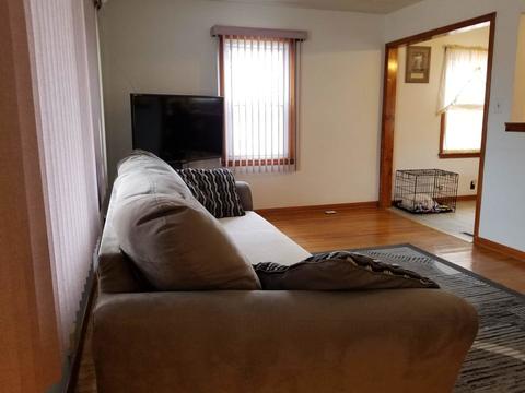 512 E Cemetery Ave, Chenoa, IL 61726 photo 3