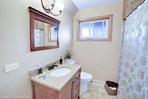 1415 E Lowden Ln, Mount Prospect, IL 60056 photo 8