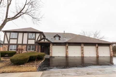 147 Stanhope Dr #A, Willowbrook, IL 60527 photo 1