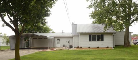 403 N Jackson St, Philo, IL 61864 photo 1