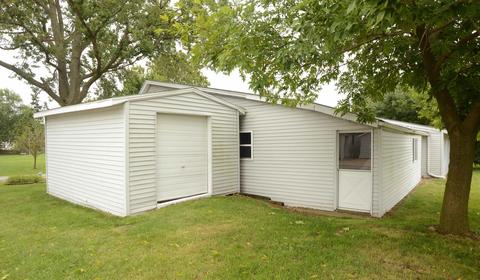 403 N Jackson St, Philo, IL 61864 photo 23