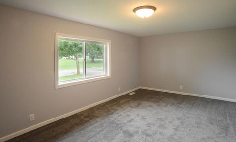 403 N Jackson St, Philo, IL 61864 photo 14