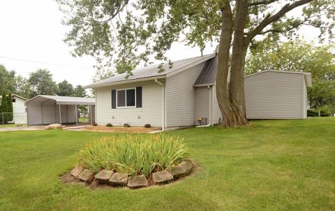 403 N Jackson St, Philo, IL 61864 photo 5