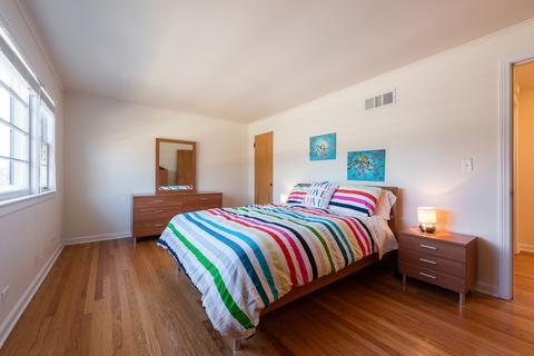 3244 Central St, Evanston, IL 60201 photo 7