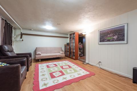 3244 Central St, Evanston, IL 60201 photo 10