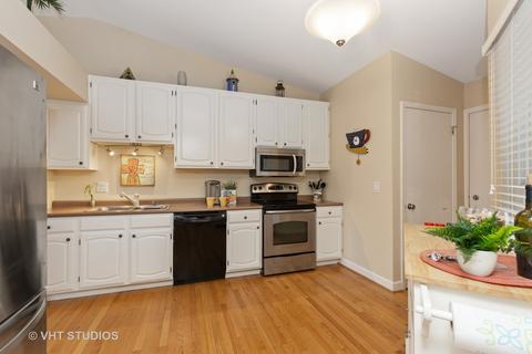 705 Claymont Ct, Algonquin, IL 60102 photo 6