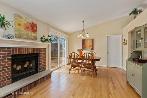 705 Claymont Ct, Algonquin, IL 60102 photo 4